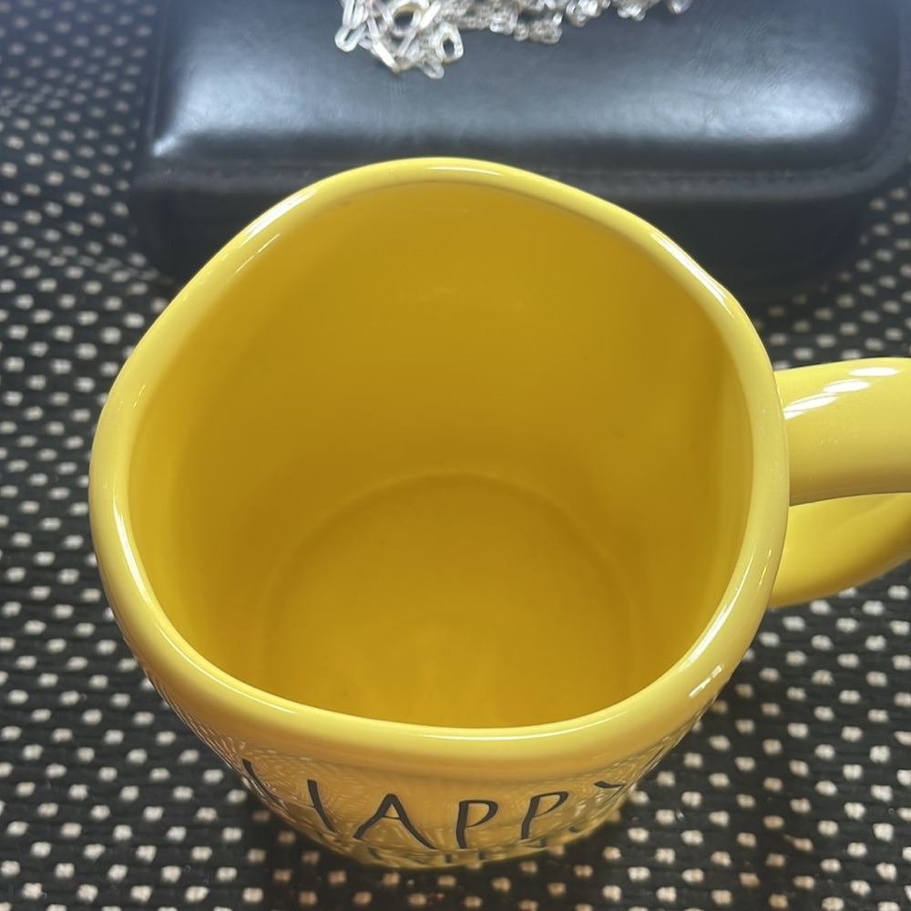 Authentic Rae Dunn Happy Spring mug - Picture 2 of 2
